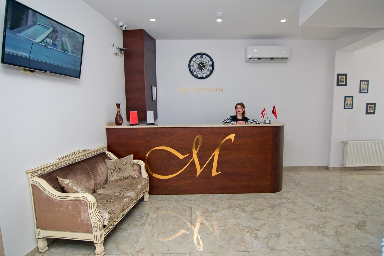 Hotel Marseille Batoemi Buitenkant foto